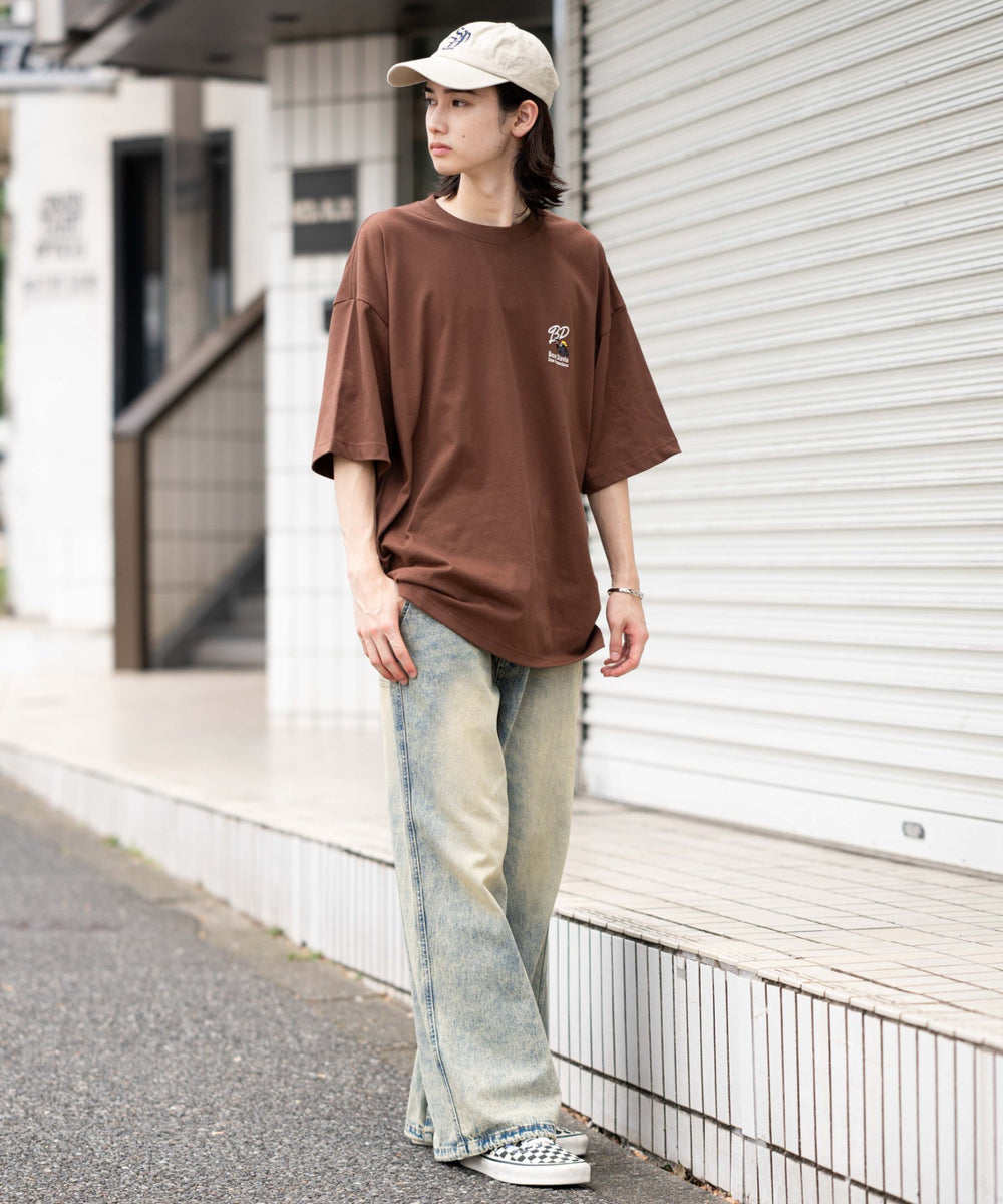 ブラウン モデル：175cm L着用