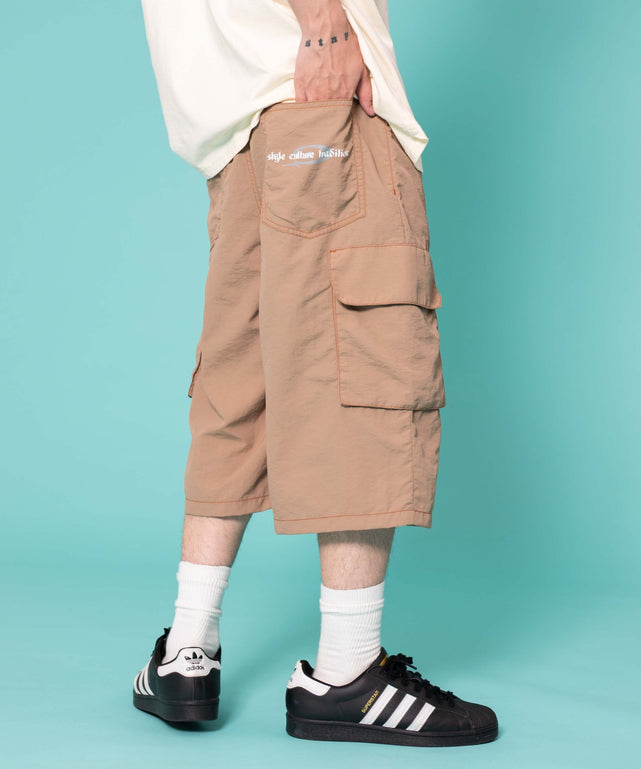 別注PIKOグラフィックカーゴショーツ/ベージュ　モデル:175cm L着用