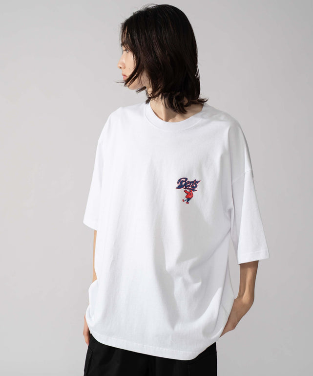 ホワイト モデル：175cm L着用