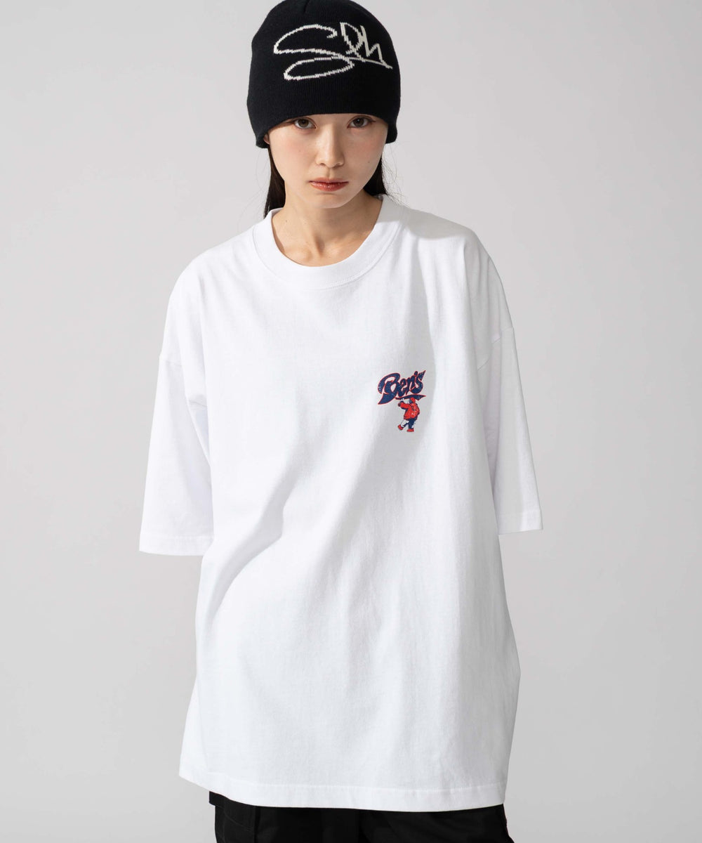 ホワイト モデル：161cm L着用