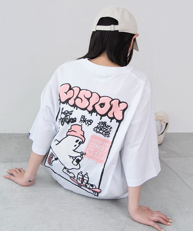 別注VISIONグラフィックT（SS）/ホワイト　モデル：159cm L着用