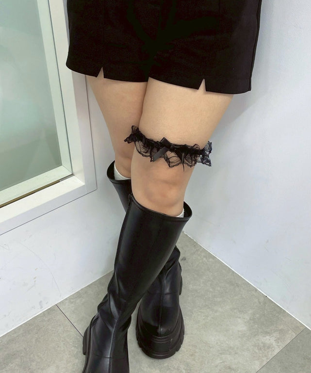 ブラック