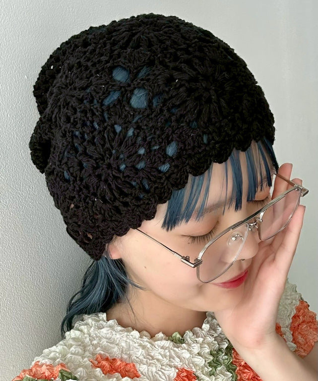 ブラック