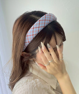 ブルー
