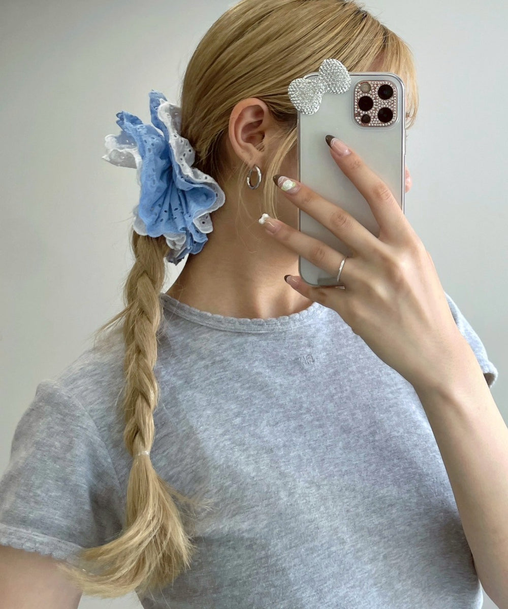ブルー