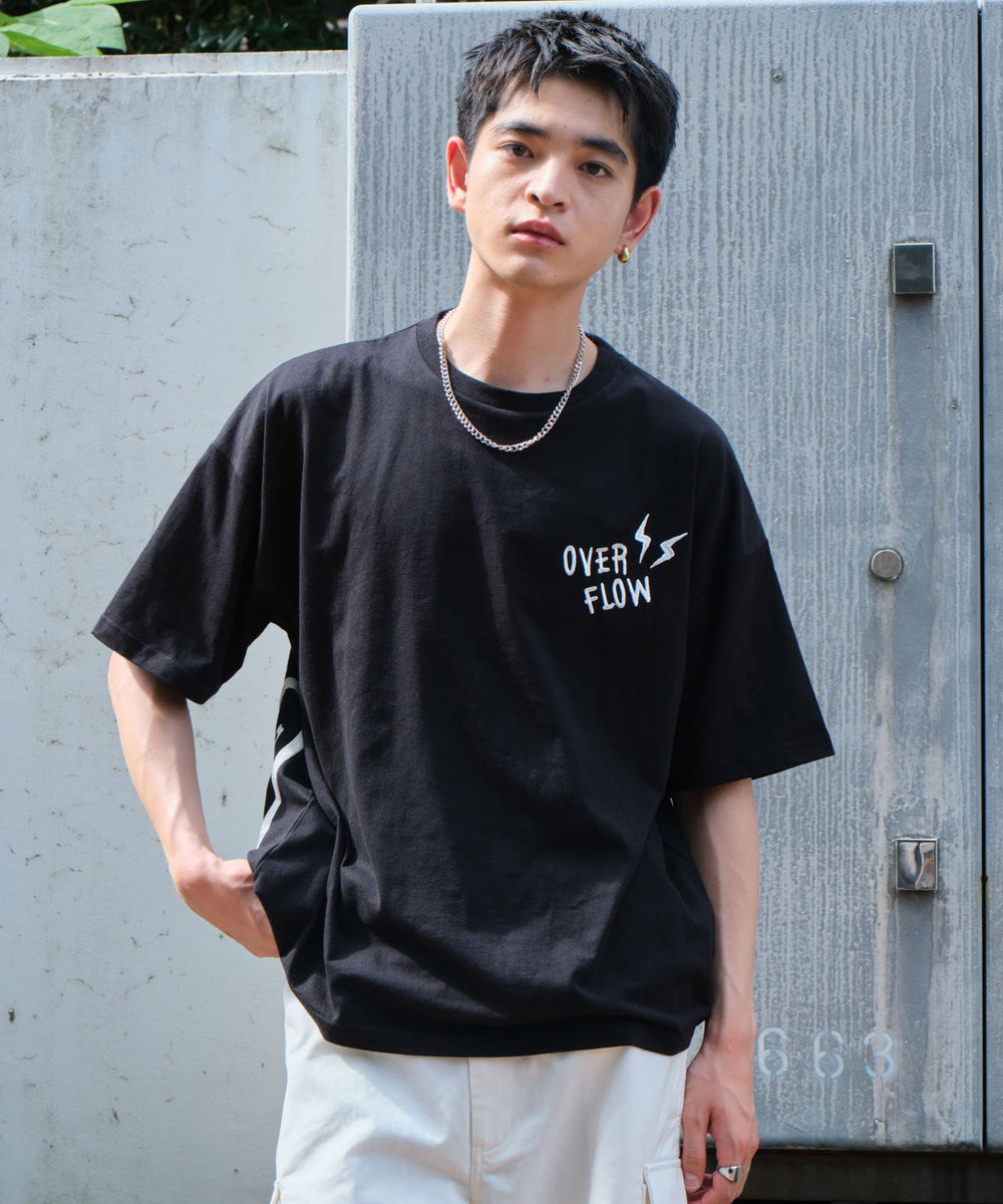 ブラック モデル：180cm L着用