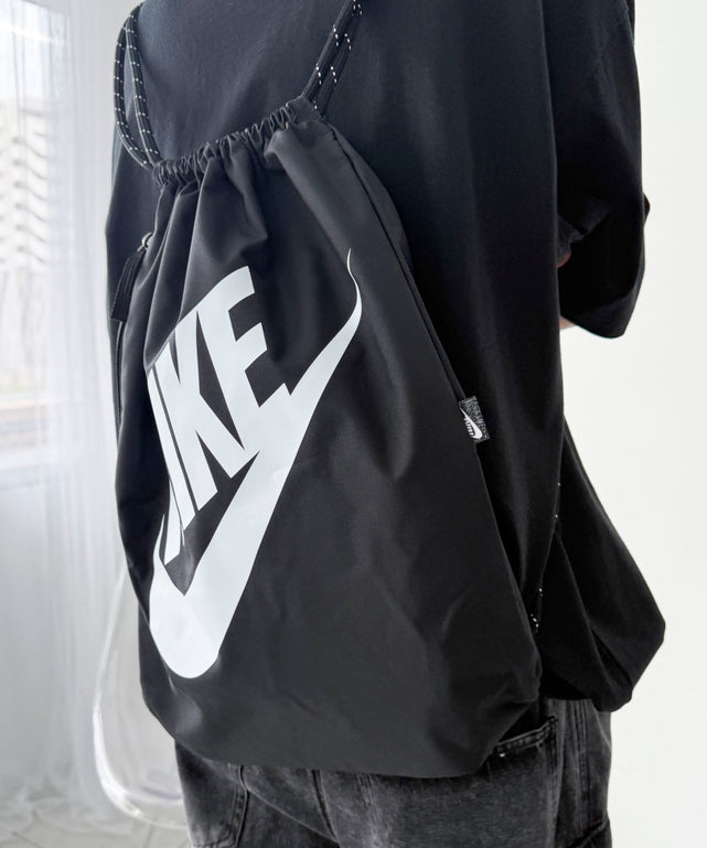 NIKE　ヘリテージドローストリングジムサック/ブラック