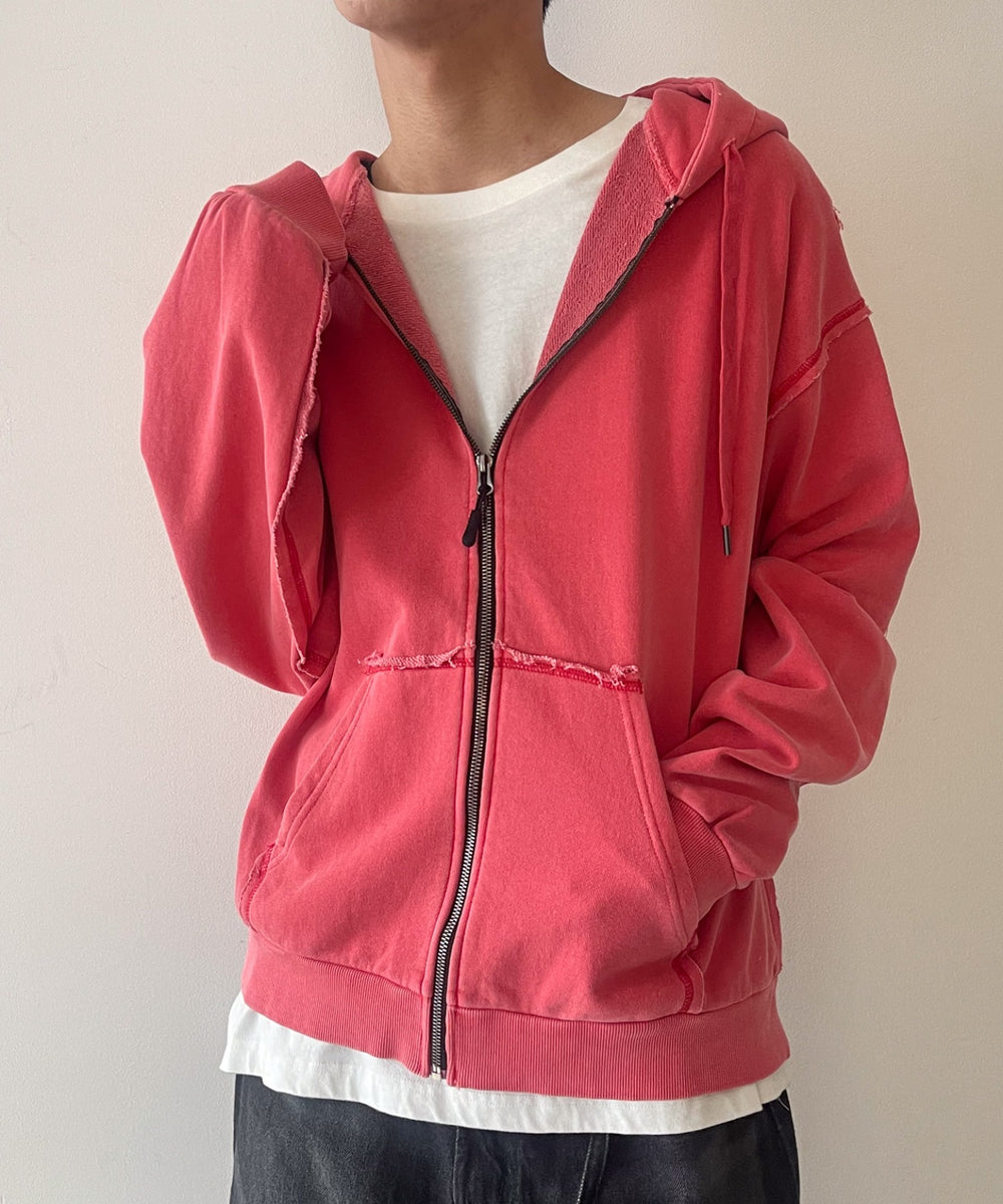 レッド モデル：175cm L着用