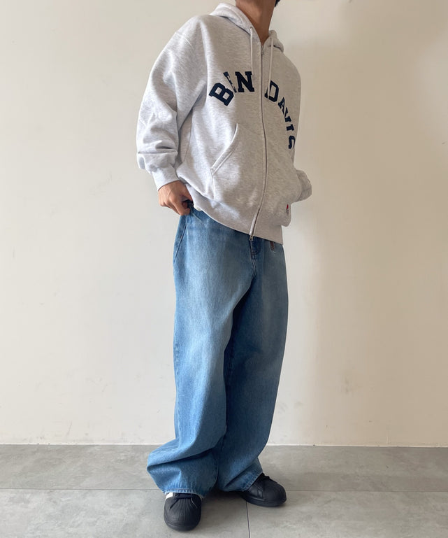 アッシュグレー モデル：175cm L着用