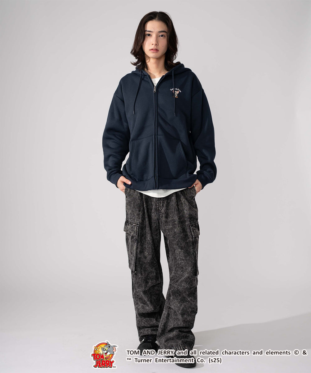 ネイビー モデル：175cm L着用
