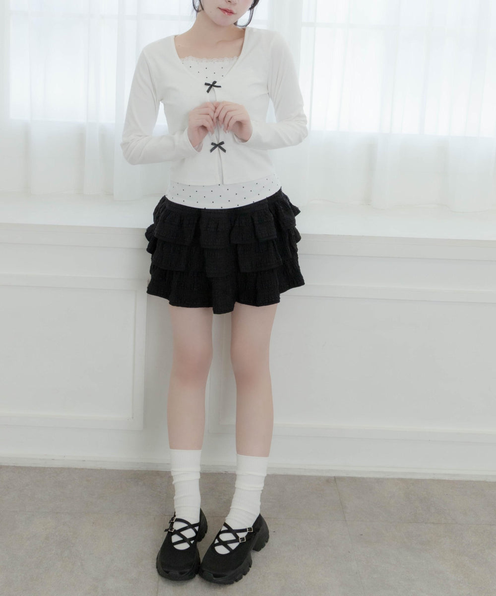 ホワイト モデル：160㎝ F着用