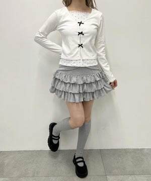 ホワイト モデル：160㎝ F着用
