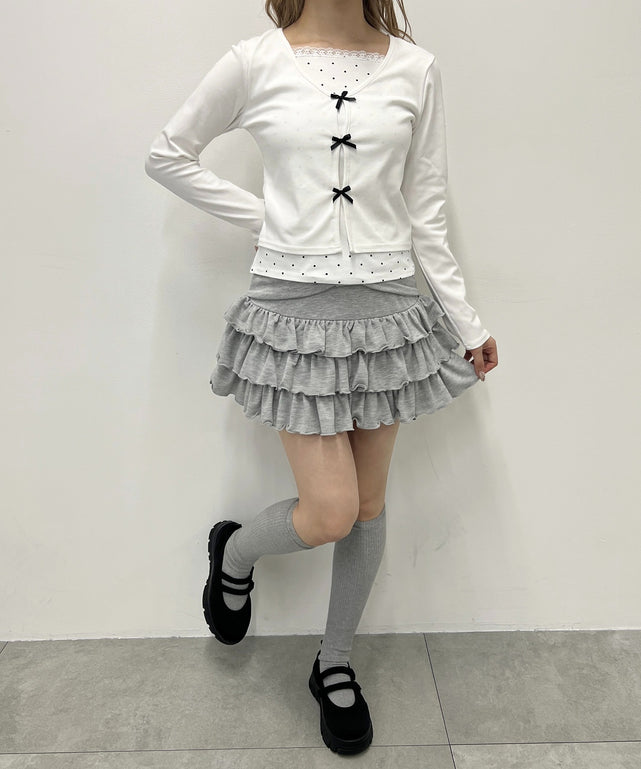 ホワイト モデル：160㎝ F着用