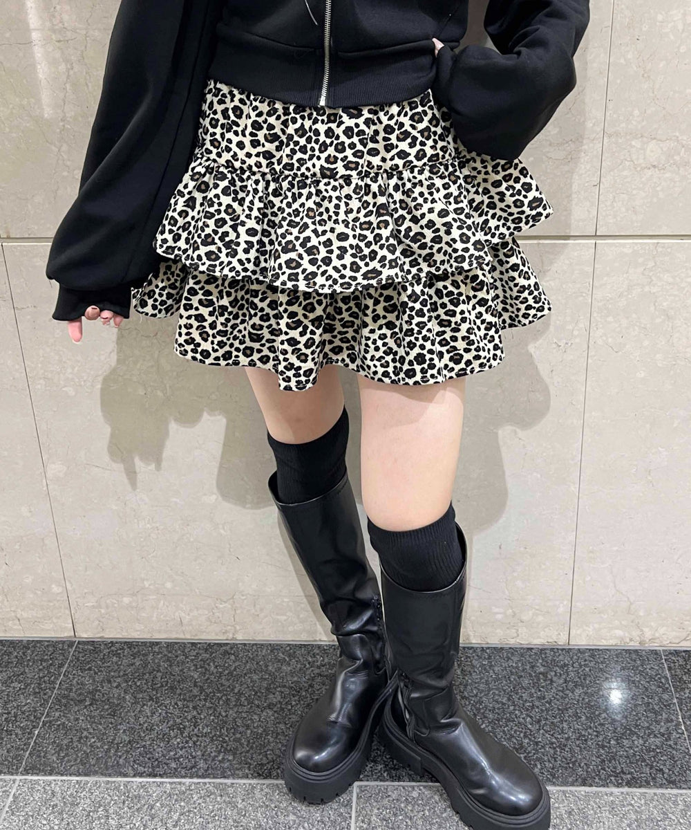 ベージュ モデル：160㎝ F着用