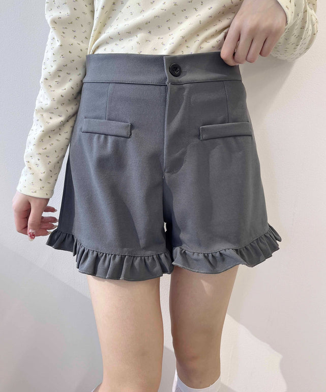 フリルショートパンツ/グレー モデル：160㎝ F着用