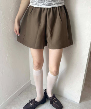 ベージュ モデル：160㎝ F着用