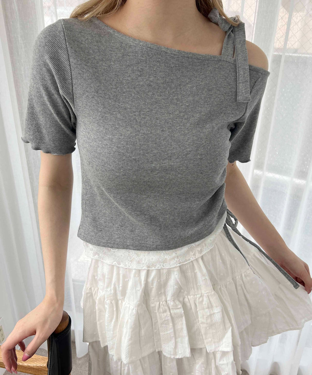 グレー モデル：160㎝ F着用
