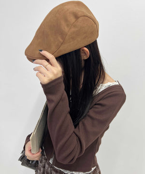ベージュ