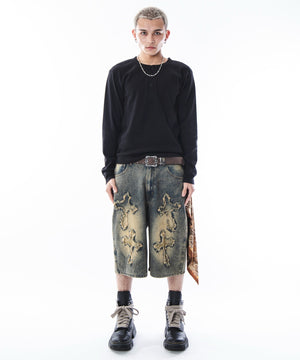 ブラック　モデル：180cm L着用