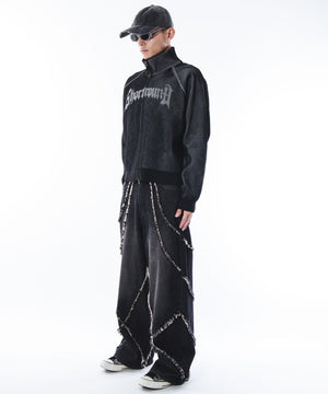 ブラック モデル：180cm L着用
