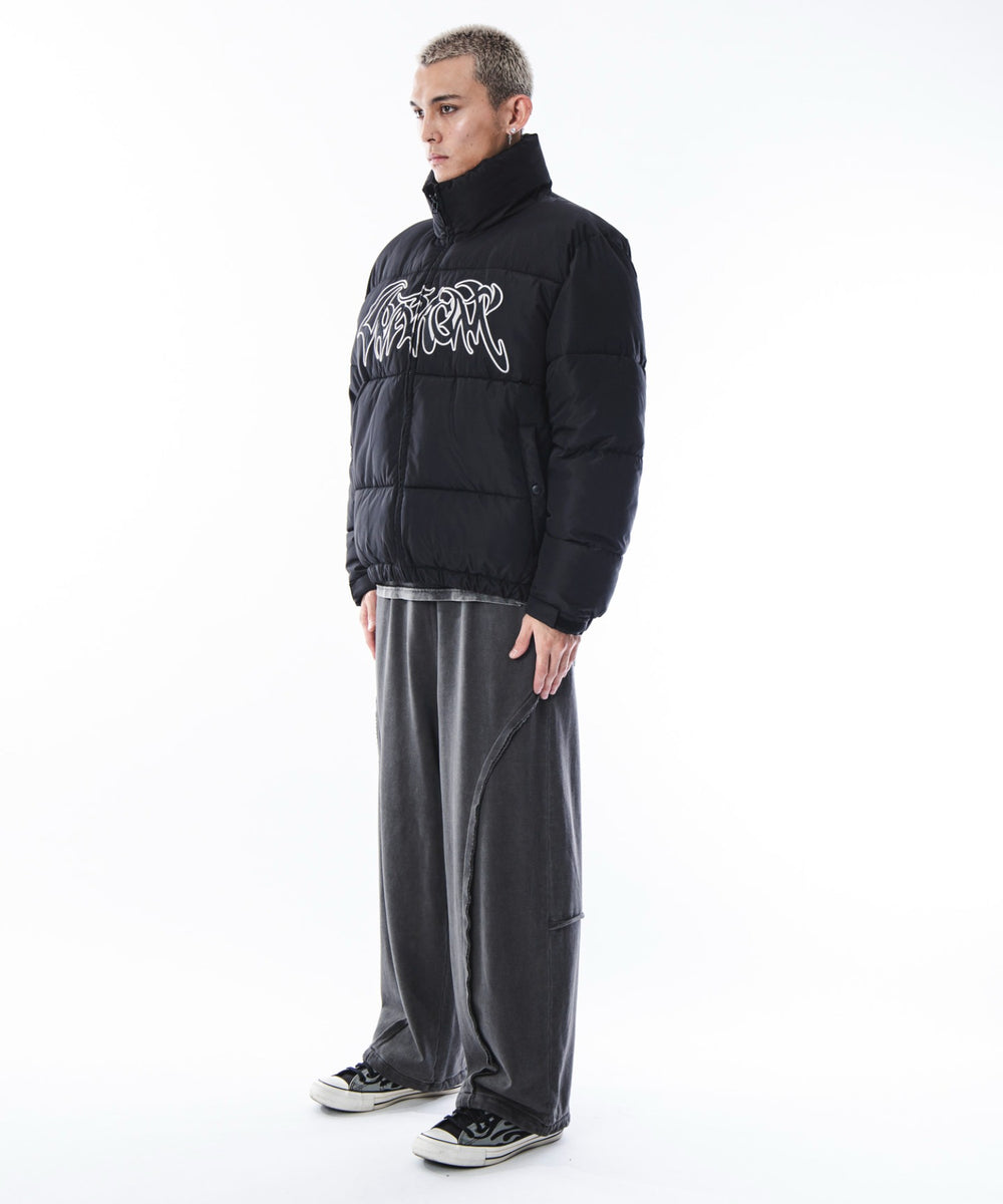 ブラック　モデル：180cm L着用