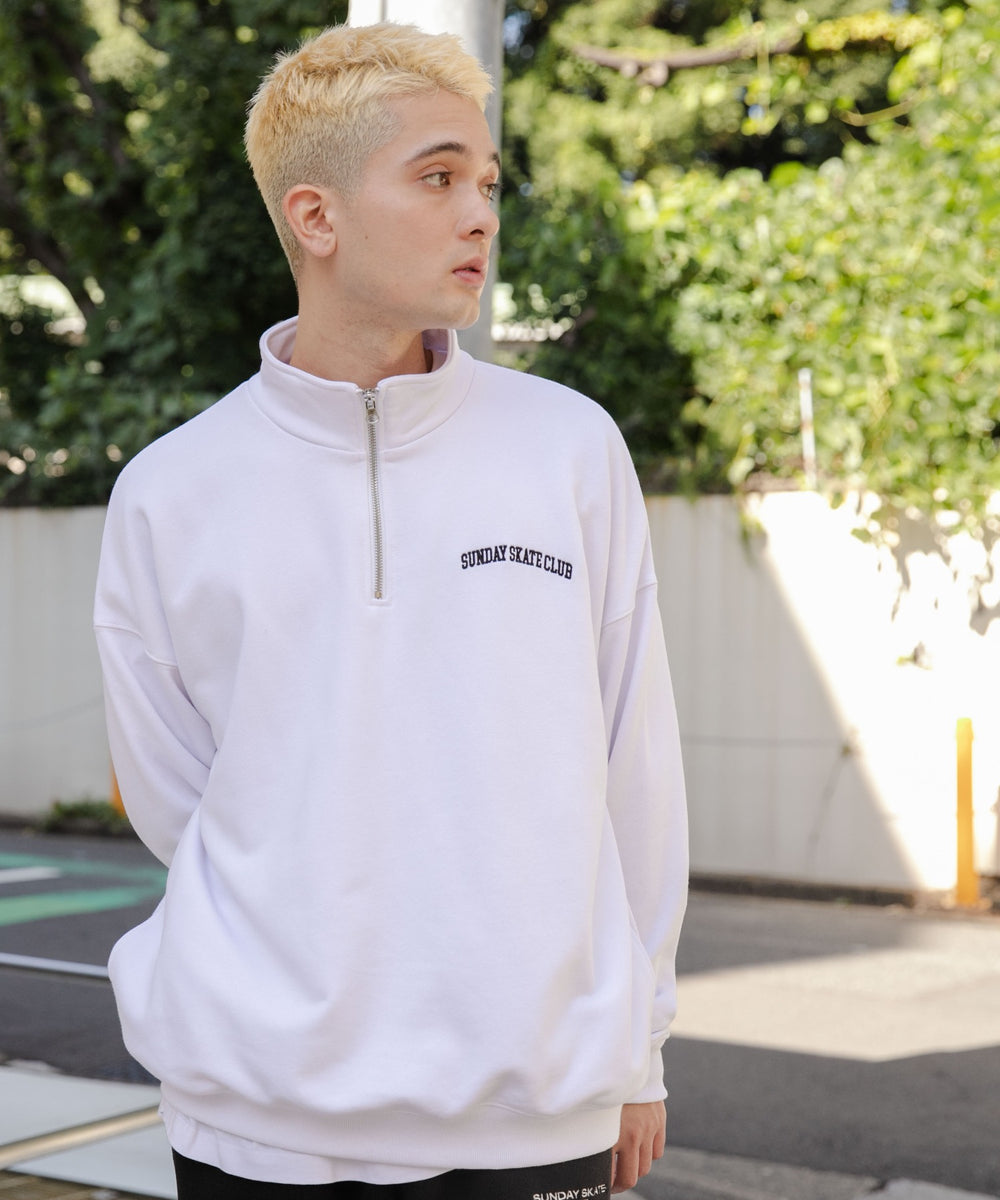 ホワイト モデル：178cm L着用