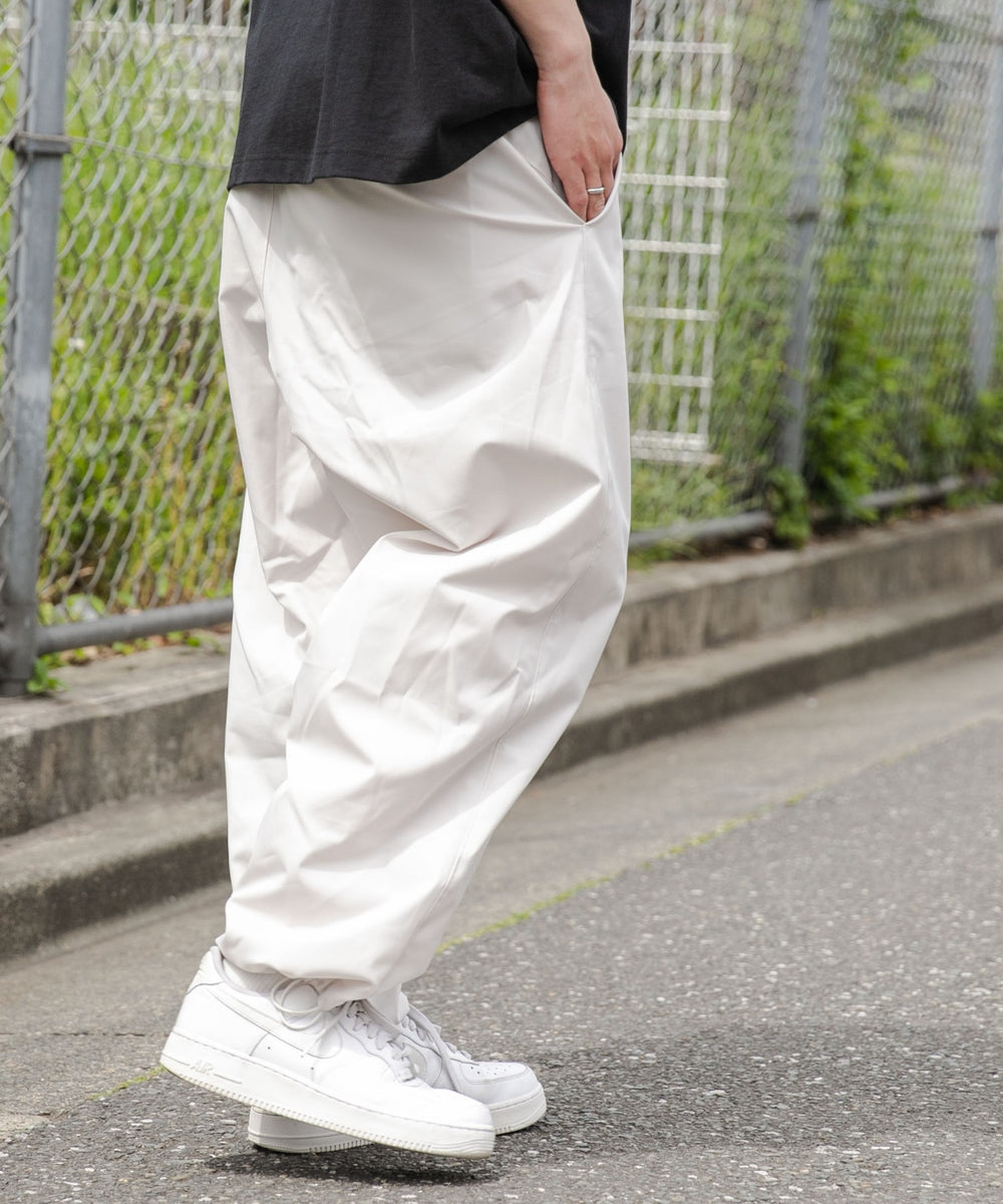 Lグレー モデル：178cm L着用