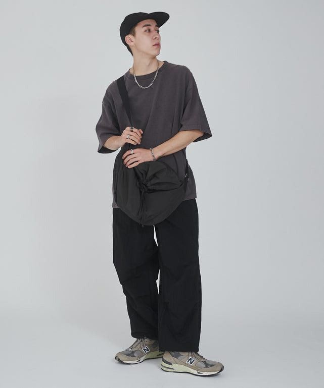 ブラック モデル：176cm L着用
