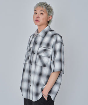 ホワイトチェック モデル：178cm L着用