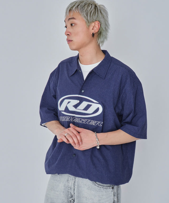 ネイビー　モデル:178cm L着用