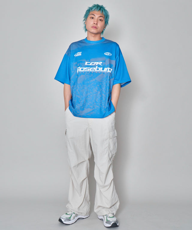 ブルー　モデル：178㎝　L着用