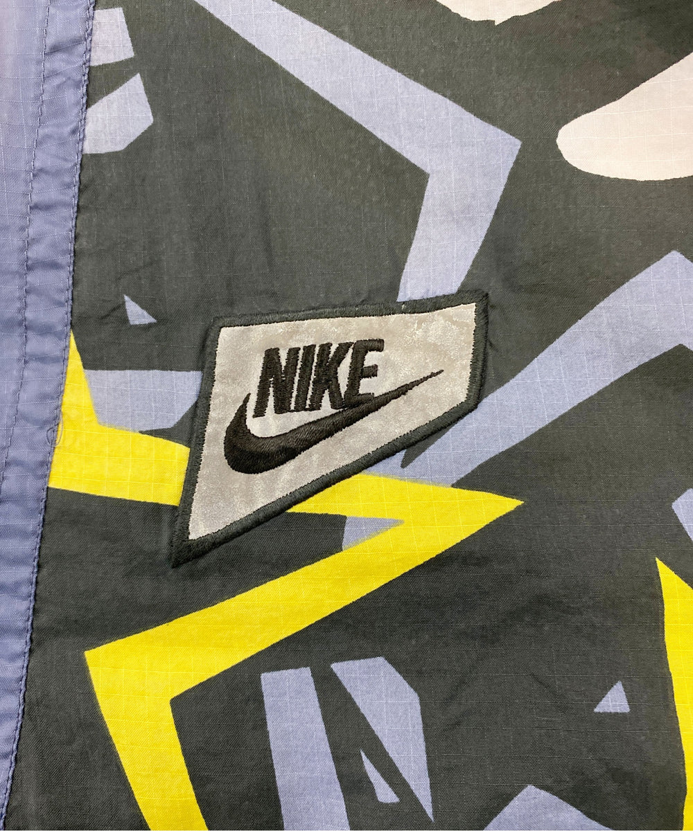 NIKEブランドナイロンジャケット