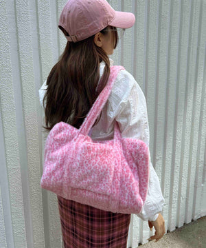 ピンク