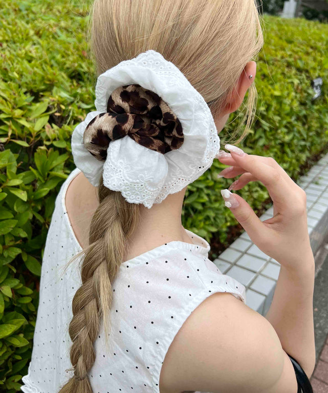 ブラウン