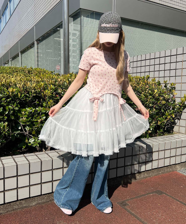 ピンク