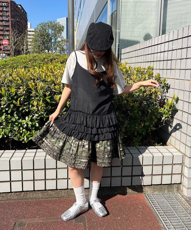 ブラック