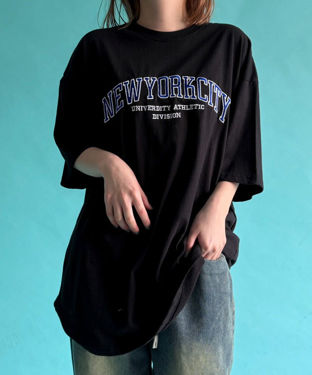 NEWYORKCITY刺繍T/ブラック　モデル:155cm F着用