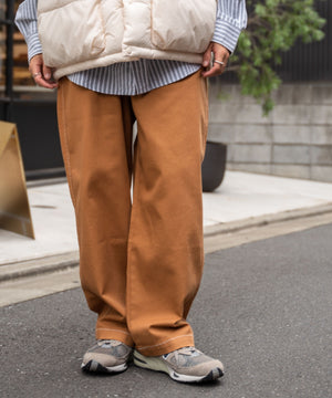 ブラウンその他 モデル：174㎝ L着用