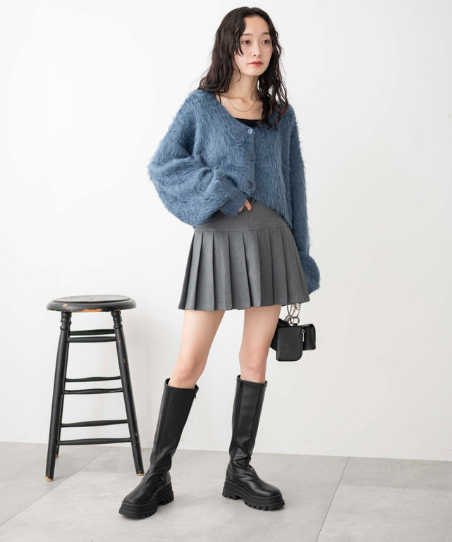 グレー　モデル:161cm M着用