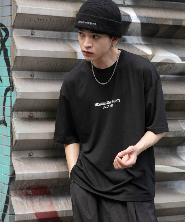ブラック モデル：180cm L着用