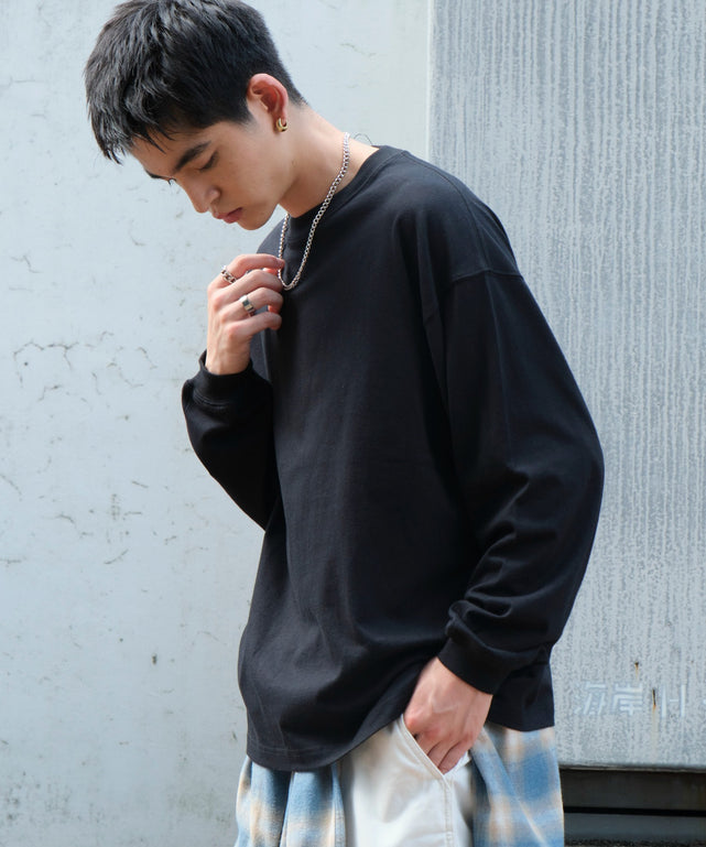 ブラック モデル：180cm L着用