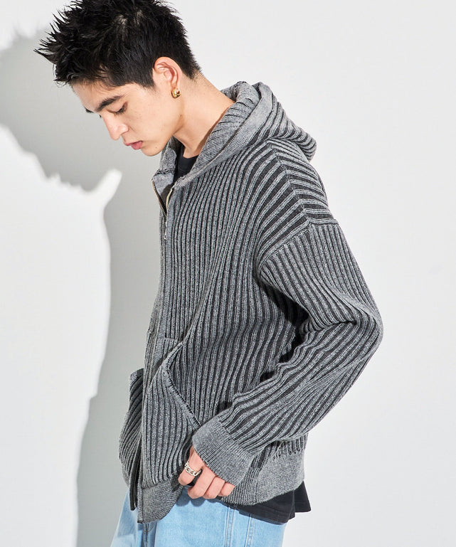グレー モデル：180cm L着用