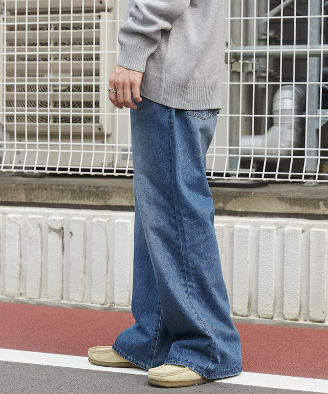 デニム中濃 モデル：180cm L着用