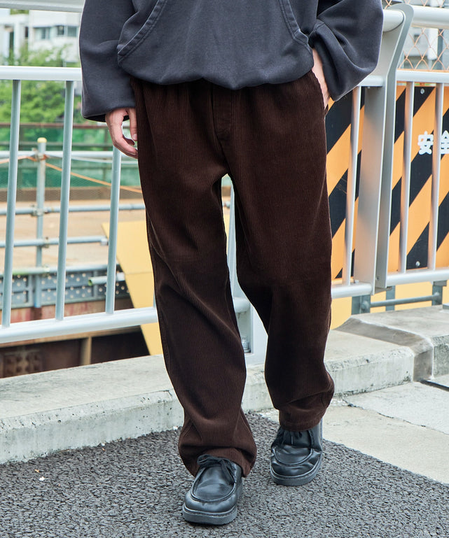 Dブラウン モデル：180cm L着用