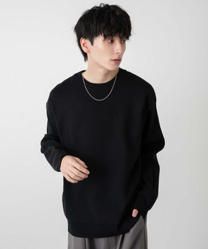 ブラック 　モデル:177cm L着用