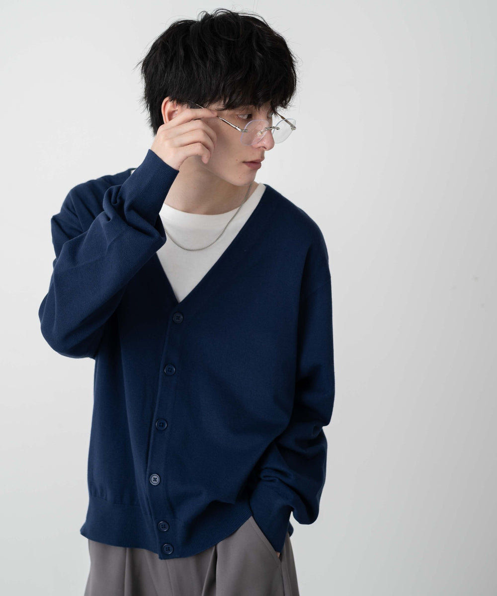 ネイビー モデル：177cm L着用
