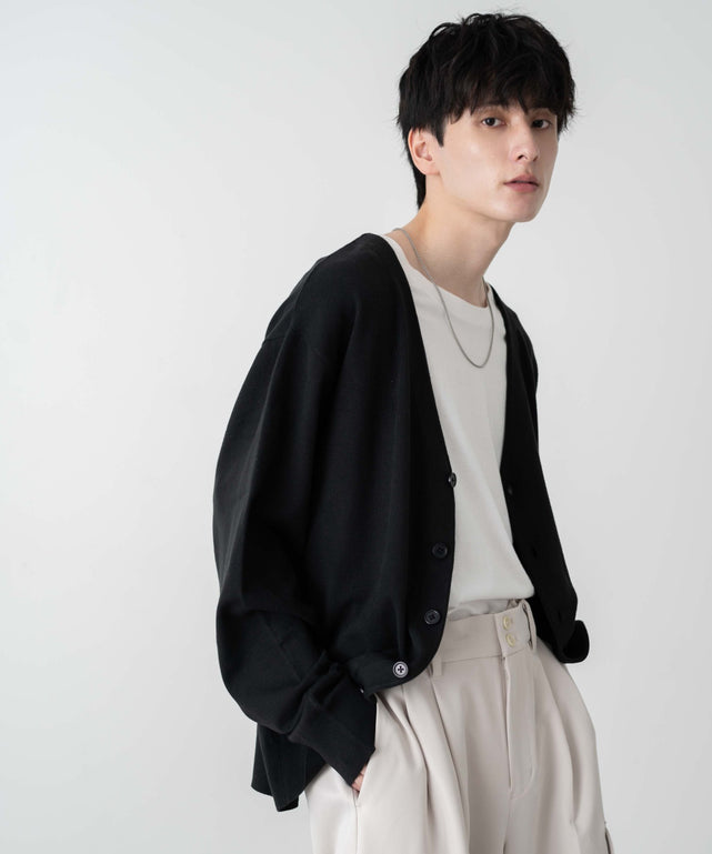ブラック モデル：177cm L着用