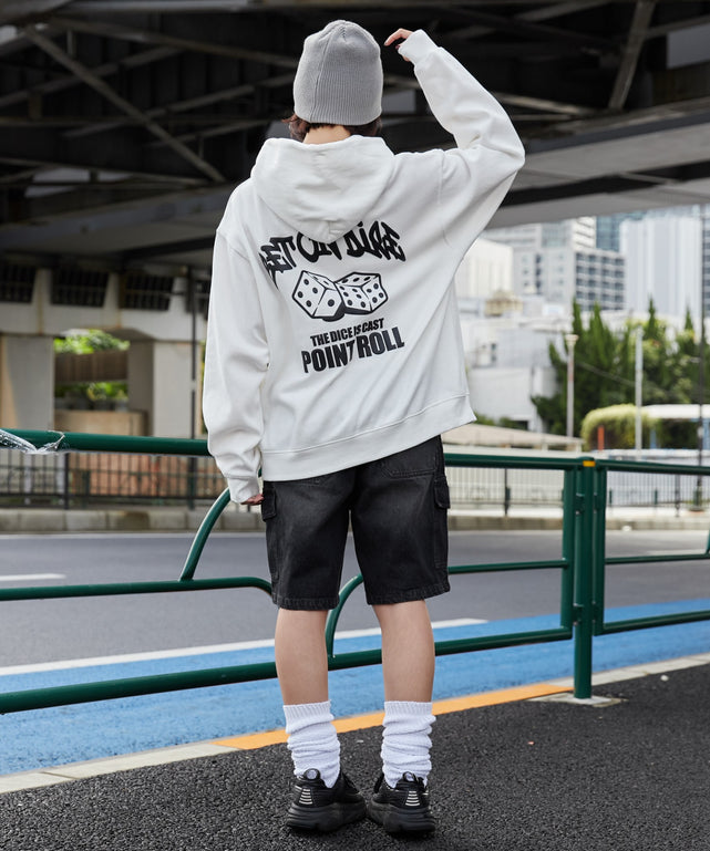 ホワイト モデル：160cm L着用