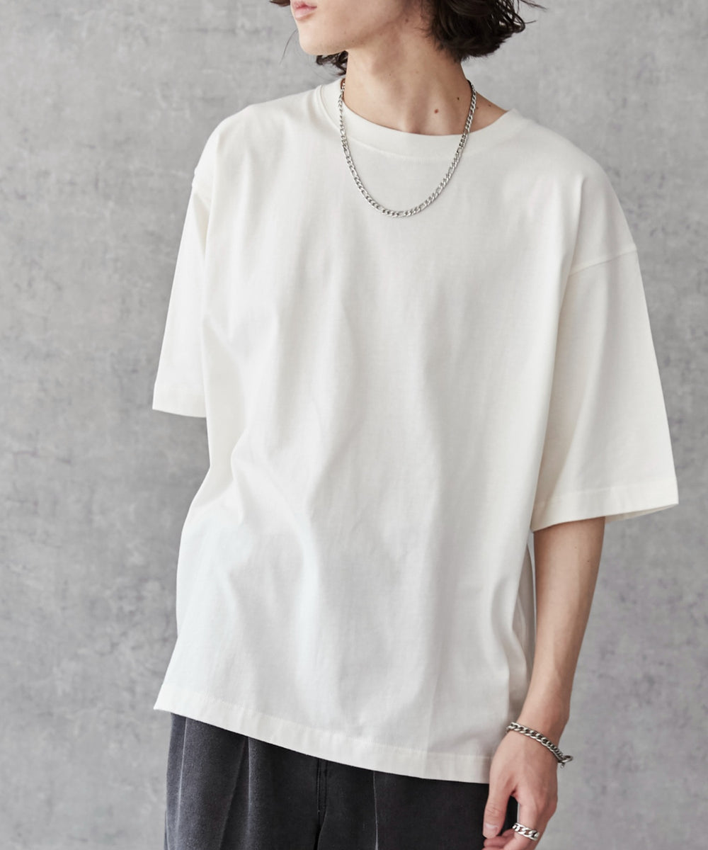 ホワイトその他 モデル：173cm L着用