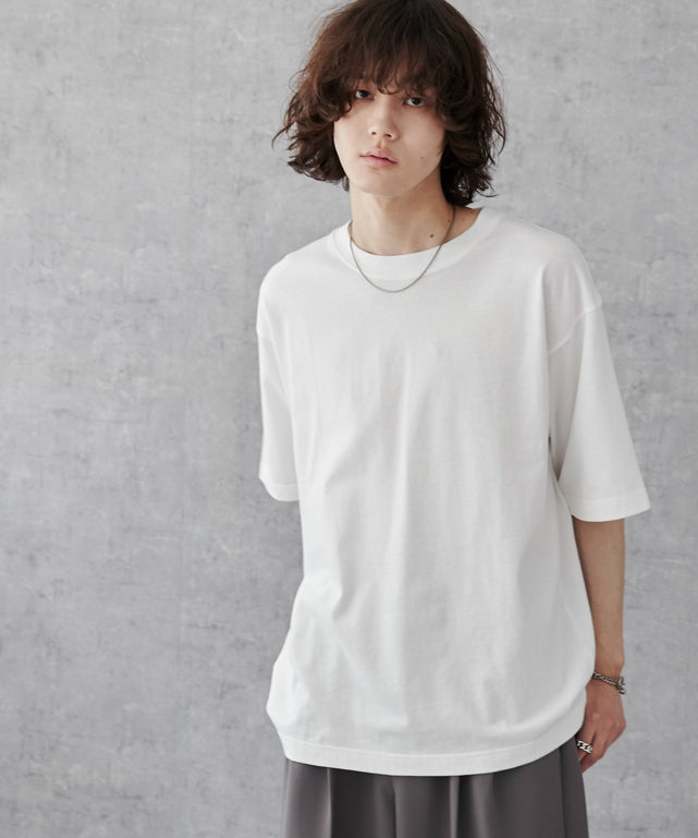 ホワイト モデル：173cm L着用